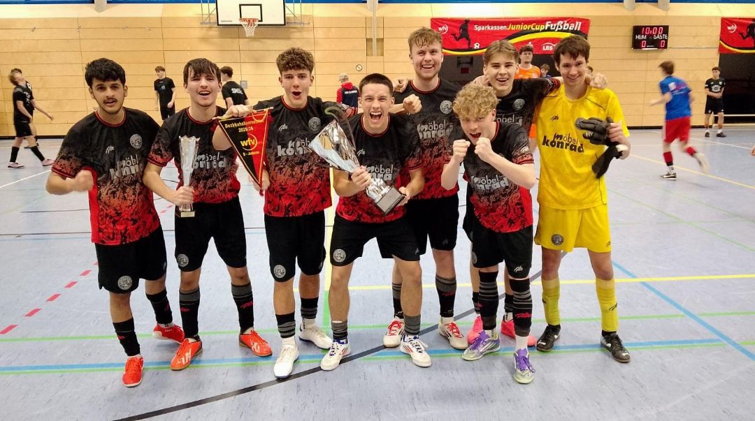 B-Junioren_Bezirks-Hallenmeister_2025-26_Mannschaft